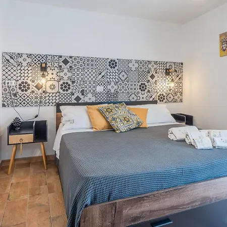 La Mora Bed & Breakfast *