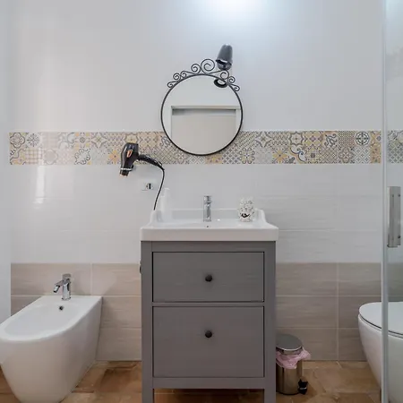 La Mora Bed and Breakfast 3*