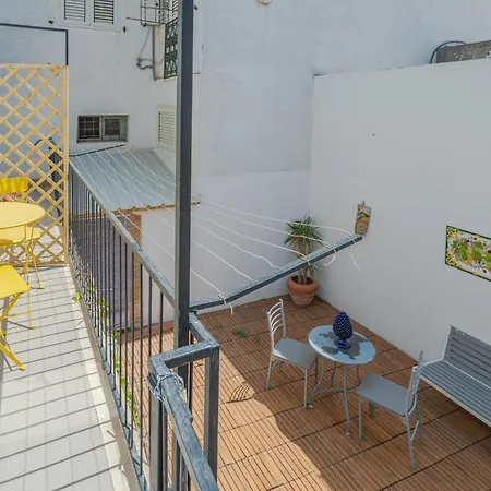 La Mora Bed and Breakfast Νότο